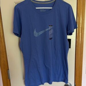NWT Nike Blue/Purple  Short Sleeve Tee Vibrant Crew Neck